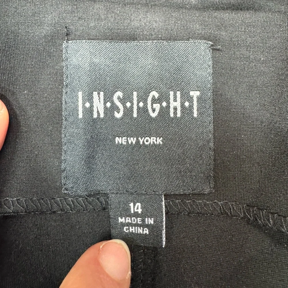 Insight . - Picture 8 of 11
